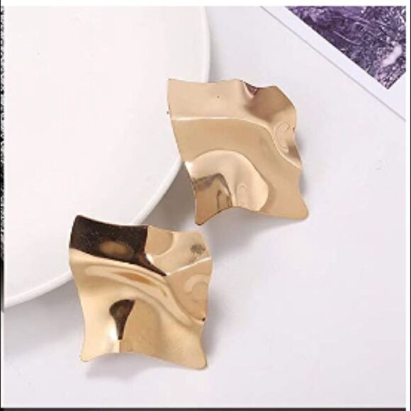 Gold earrings   - Picture 1 of 3